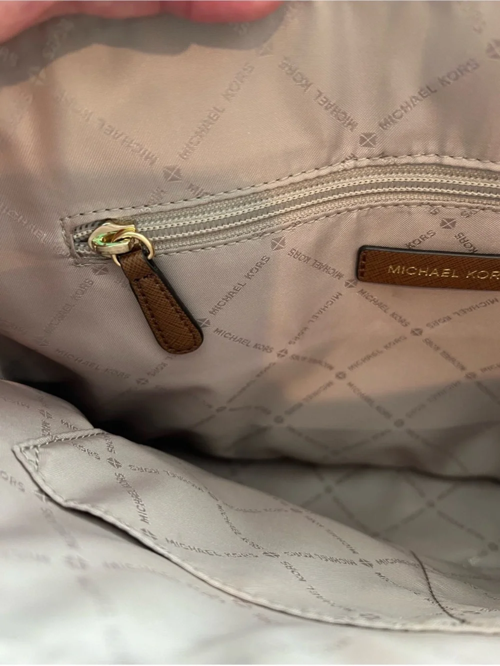Michael Kors Jet Set Travel Large Dome Satchel Brown Saffiano Leather NWOT